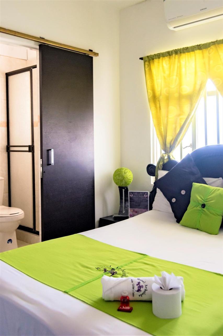 Hotel Arboleda โยปาล ภายนอก รูปภาพ
